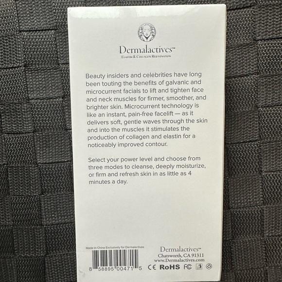 Dermalactives Microcurrent Facial Toning Device - Picture 4 of 4